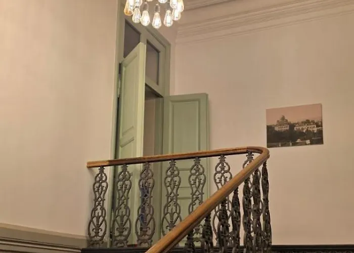 Telegrafas25-modern In The Center Of